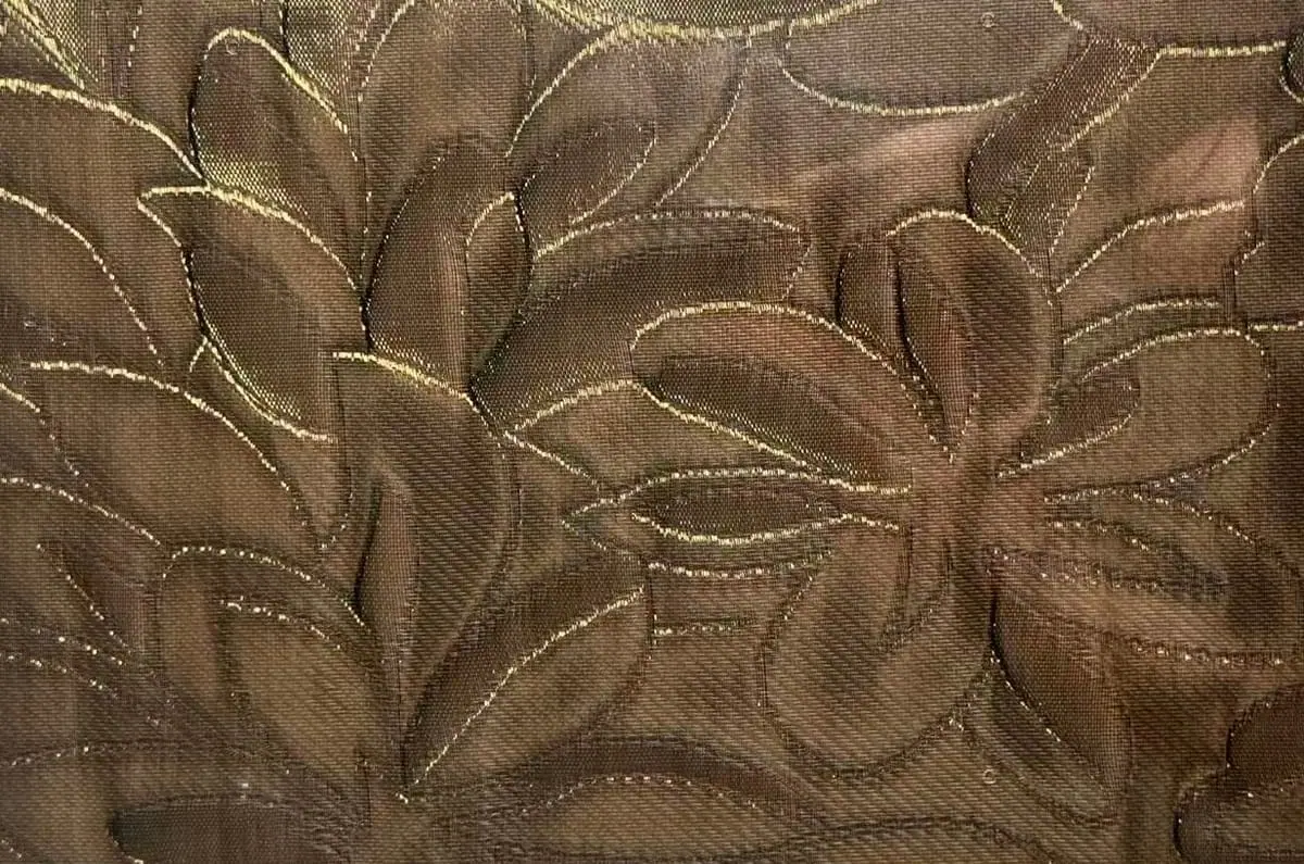 SG-LG-046 laminated glass metal mesh pattern sample